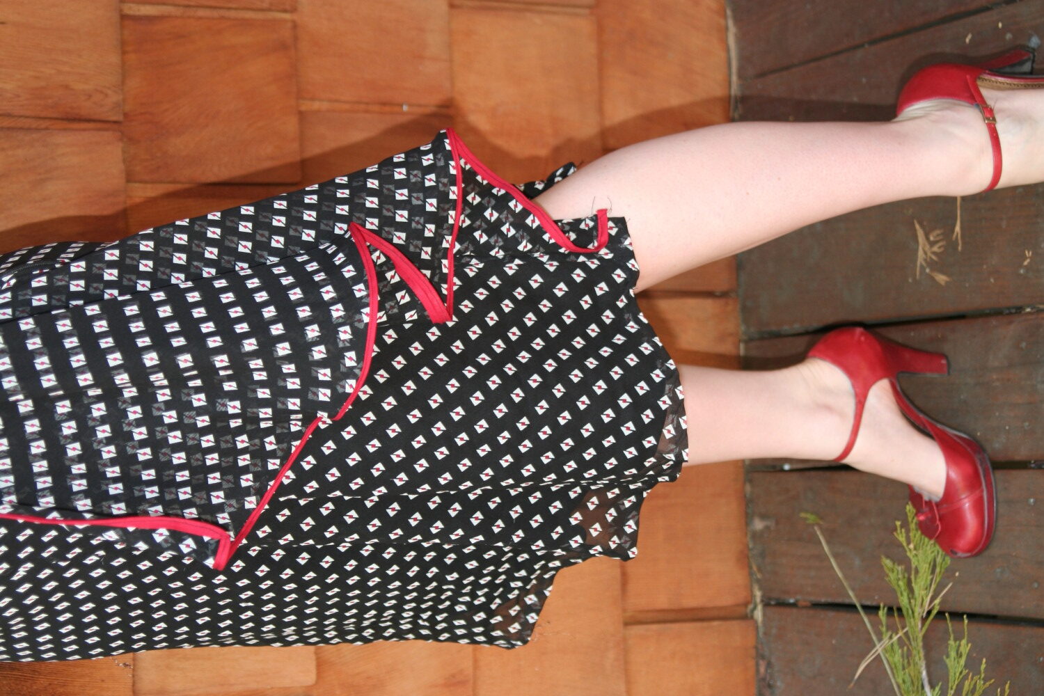 1940's Lady Mardou Silk Dress - Image 4